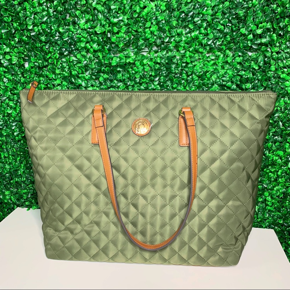 Tommy Hilfiger Tote HandBag